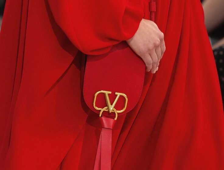 ¿Qué es el Rojo Valentino? El color que definió el glamour italiano