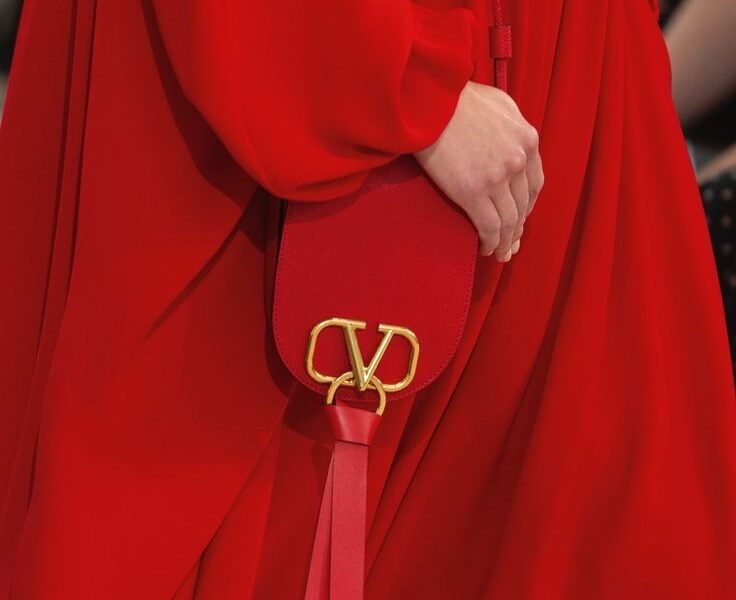 ¿Qué es el Rojo Valentino? El color que definió el glamour italiano