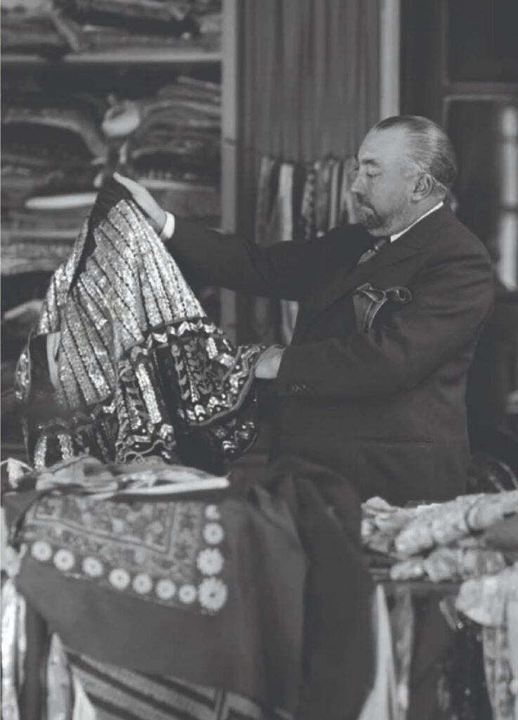 ¿Quién era Paul Poiret? El diseñador que liberó a la moda moderna