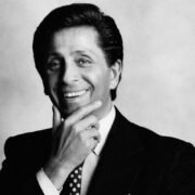 El legado de Valentino Garavani y su icónico rojo