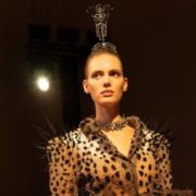 Daniel Roseberry y las joyas robadas del Louvre: la referencia que marcó la alta costura