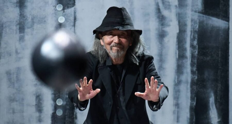 Yohji Yamamoto diseño abstracto