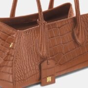 AMIRI presenta el Honey Bag: el nuevo ícono del 2026