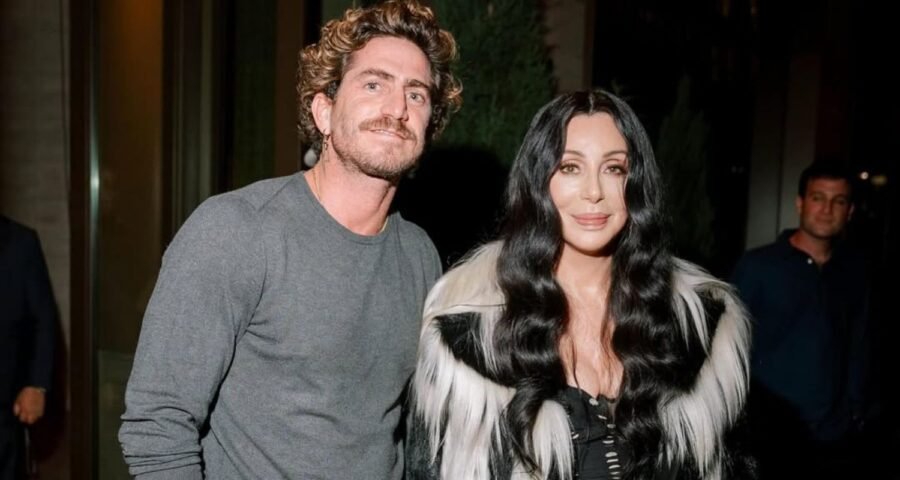 ¿Quién es Rafael Olarra? El argentino vinculado a Pedro Pascal