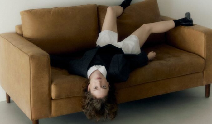 Naian González Norvind: biografía y trayectoria artística