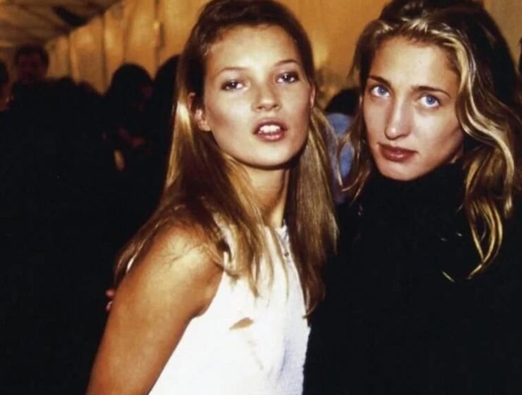 ¿Carolyn Bessette descubrió a Kate Moss? La historia real