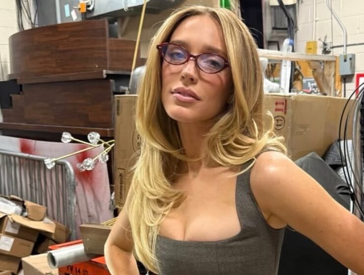 ¿Quién es Alex Cooper? La voz detrás del documental Call Her Daddy