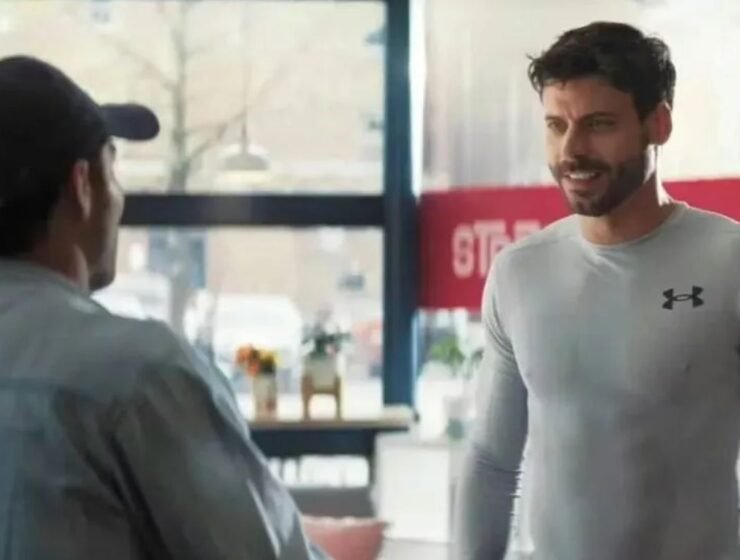 La playera Under Armour de Scott Hunter en Heated Rivalry