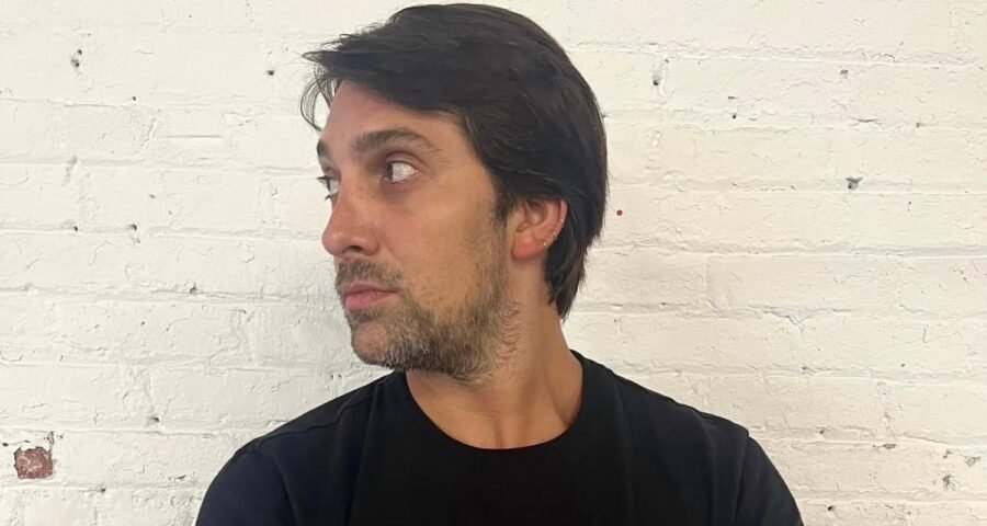 ¿Quién es Andrew Mukamal? el estilista de Margot Robbie