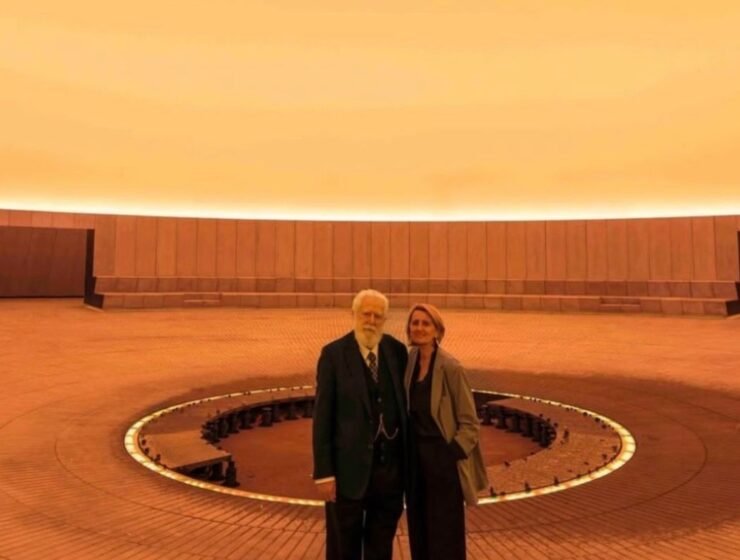 James Turrell inaugura su skyspace más grande: una experiencia inmersiva de luz y cielo