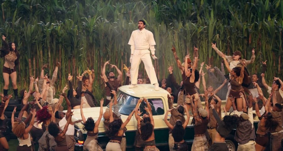 Bad Bunny y los easter eggs de su show en el Super Bowl