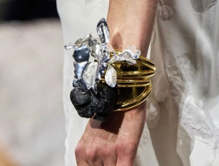 Jonathan Anderson: meteoritos reales a la joyería de Dior SS26
