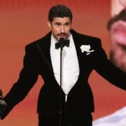 mejores looks de los Grammys