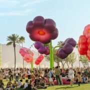 El arte inmersivo de Coachella 2026: Descubre las instalaciones