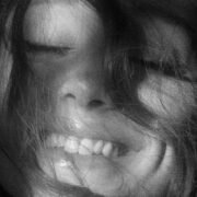 Ariana Grande anuncia Petal: fecha de estreno, concepto y detalles