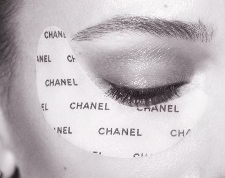 LE LIFT Flash Eye de Chanel