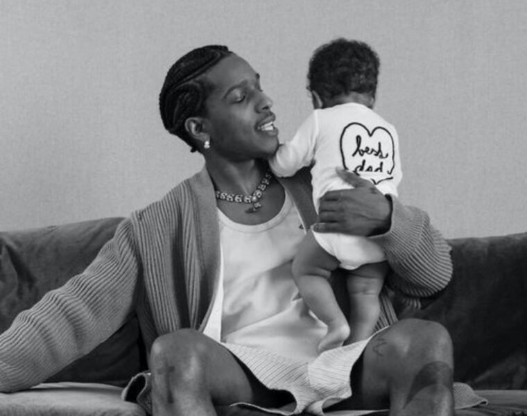 Travis Scott y Stormi para la campaña del día del padre de Bottega Veneta.