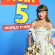 ¿Puede Taylor Swift ganar su primer Oscar gracias a Toy Story 5?