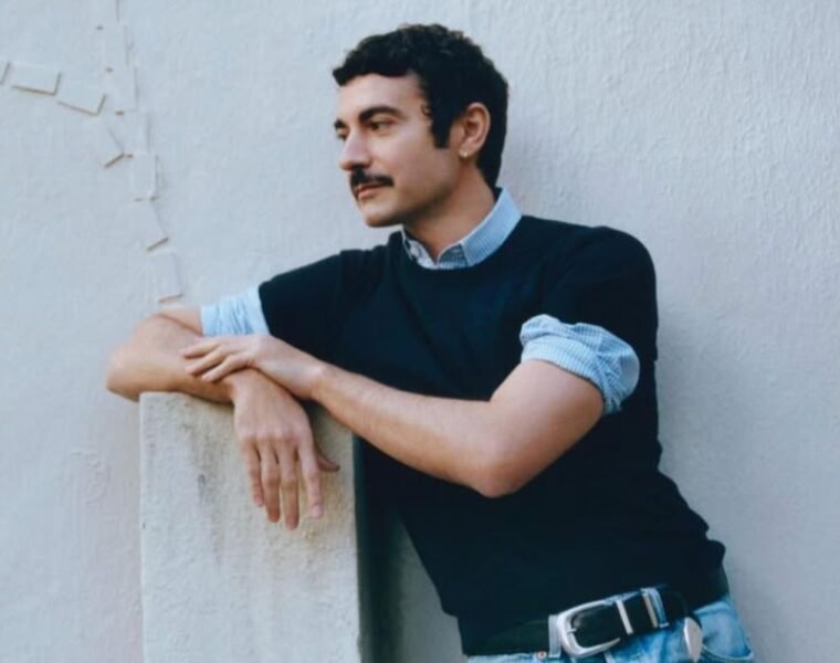 ¿Dario Vitale se va a Emporio Armani?