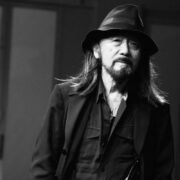 ¿Quién es Yohji Yamamoto? La historia del diseñador japonés