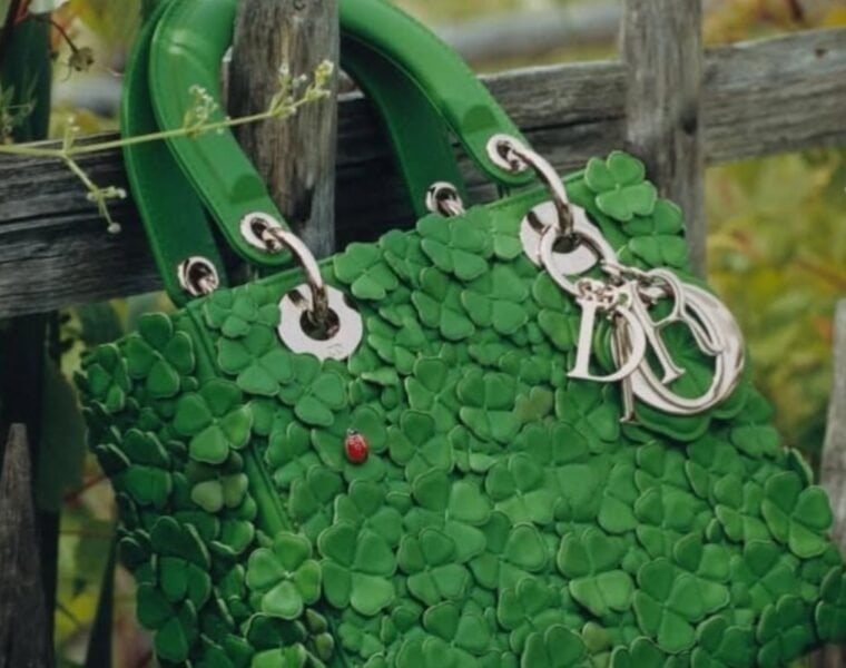 Jonathan Anderson llevará el desfile de Dior Otoño 2027 a Irlanda