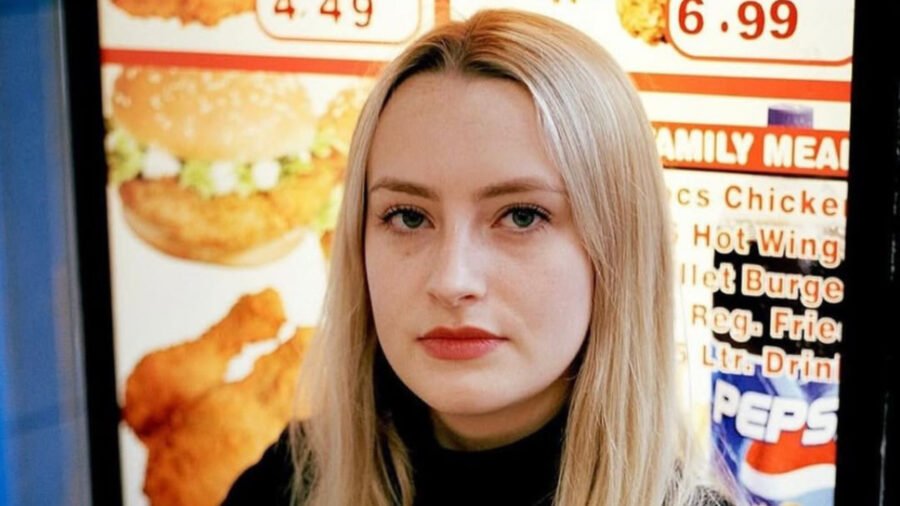 Amelia Dimoldenberg confirmó el final de Chicken Shop Date