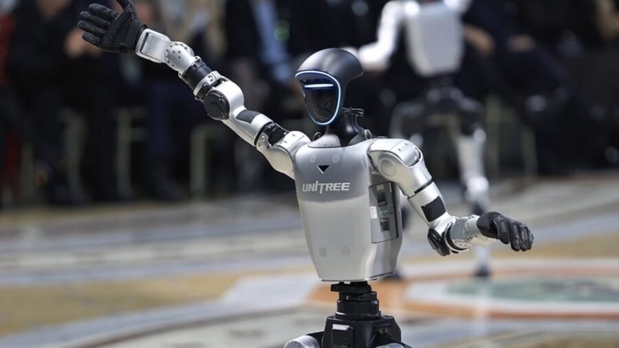 Así fue la aparición de los robots en Milan Fashion Week SS27