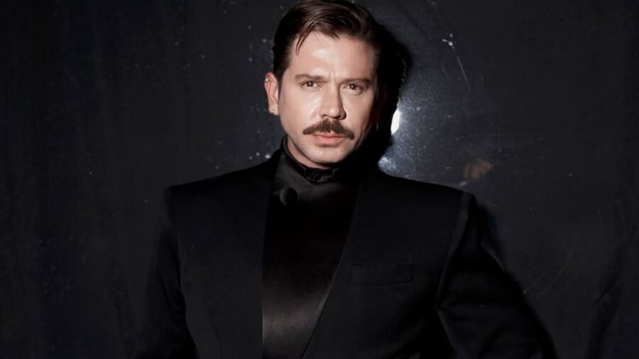 Alfredo Martínez: 17 años de moda, creatividad y una visión propia
