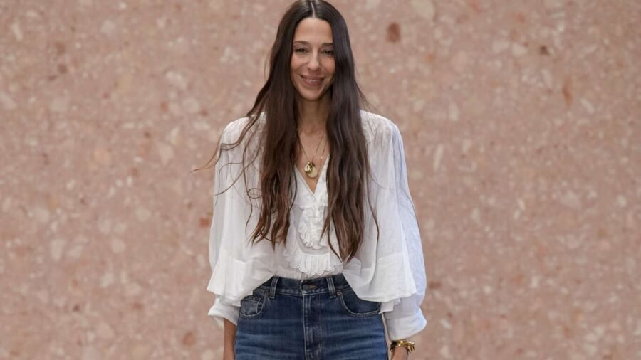 Chemena Kamali a Saint Laurent: ¿reemplazará a Anthony Vaccarello?